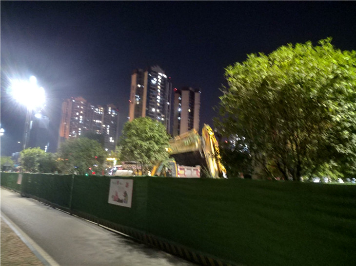 成都路面操場學校拆除