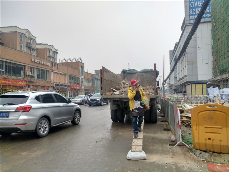 成都專業銀行拆除清運十陵建設銀行拆除案例成都戰狼拆除